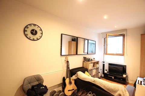 Studio for sale, Marsh Lane, Leeds, LS9