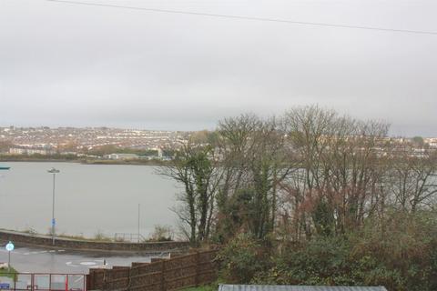 2 bedroom apartment to rent, Batts Combe Mews, Plymouth PL9