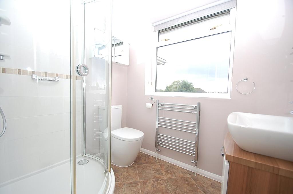 En-Suite Shower