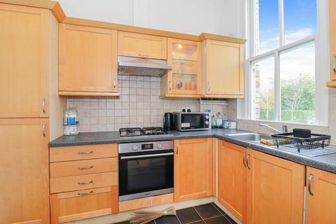 1 bedroom flat for sale, Leavesden Court, Mallard Road, Abbots Langley, Hertfordshire, WD5