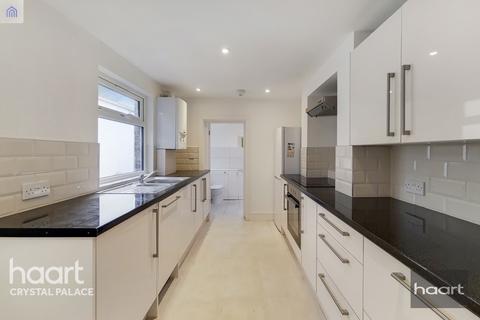 3 bedroom terraced house for sale - Whateley Road, London