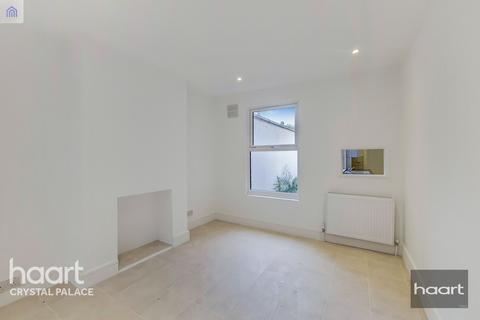 3 bedroom terraced house for sale - Whateley Road, London