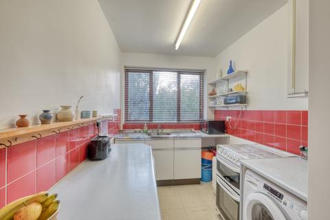 17 Charles Street, Redditch, B97 5AA