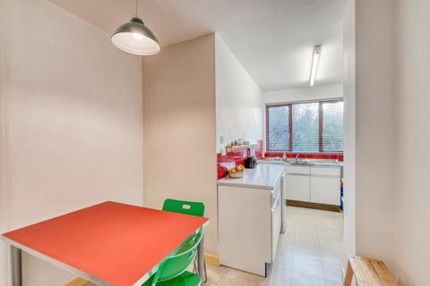 17 Charles Street, Redditch, B97 5AA