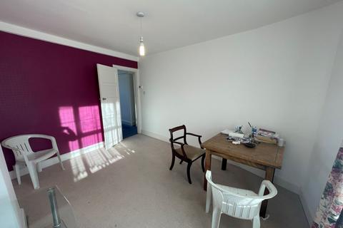 1 bedroom flat for sale - 110B Chase Side, Southgate, London, N14 5PH