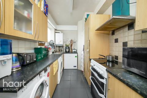 3 bedroom apartment for sale - Tulse Hill, London, SW2