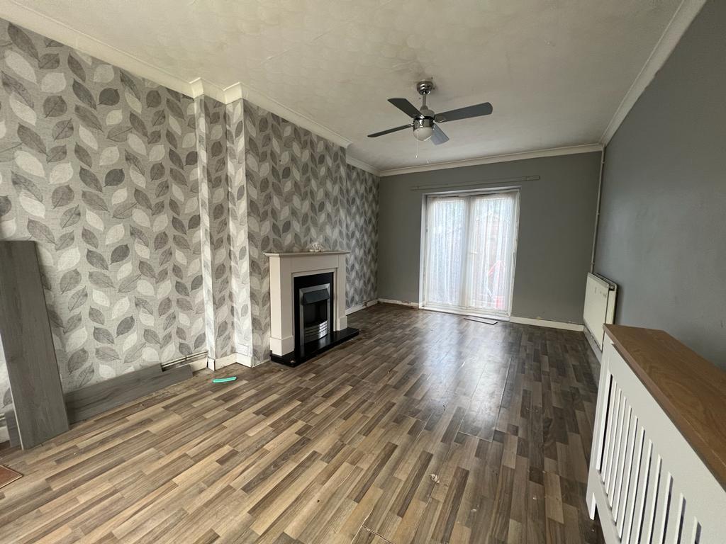 Jubilee Drive, Kidderminster, DY11 3 bed terraced house to rent £750