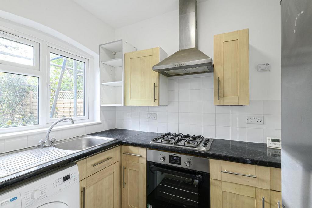 Gracefield Gardens, Streatham 2 bed for sale £495,000