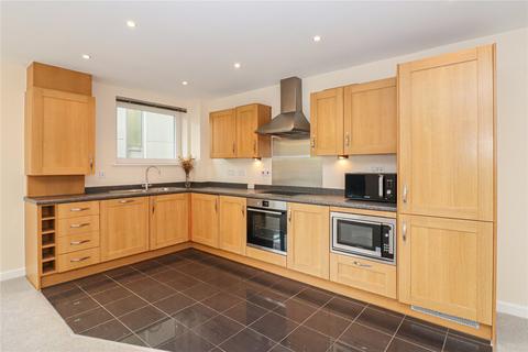 2 bedroom flat for sale - Catalonia Apartments, Metropolitan Station Approach, Watford, Herts, WD18