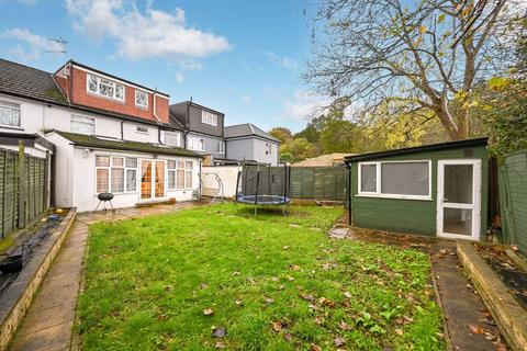 3 bedroom terraced house to rent, Windermere Road, Kingston Vale, London, SW15