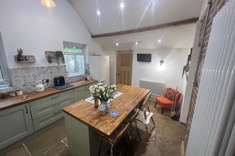 2 bedroom detached bungalow for sale - Priory Terrace, Maesteg, Bridgend. CF34 9PE