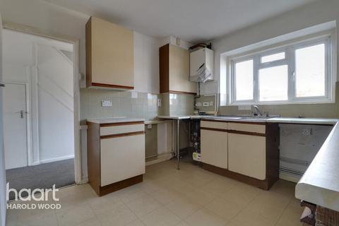 181 Whitchurch Road, Romford, RM3 9AA