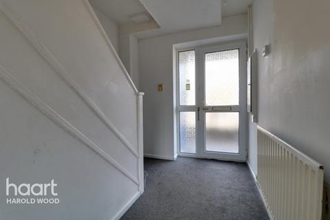 181 Whitchurch Road, Romford, RM3 9AA