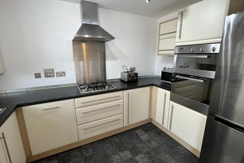 2 bedroom flat to rent, Union Close, Bideford, EX39 3FE