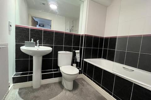 2 bedroom flat to rent, Union Close, Bideford, EX39 3FE