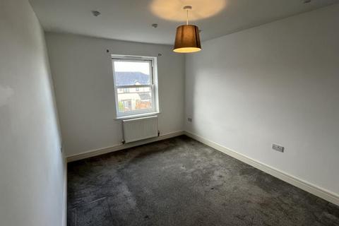 2 bedroom flat to rent, Union Close, Bideford, EX39 3FE