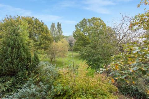 10 Andover Close, Greenford, UB6 9QW