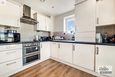 2 bedroom apartment to rent - St Catherine's Close, London, SW20