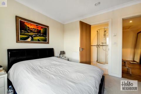 2 bedroom apartment to rent - St Catherine's Close, London, SW20
