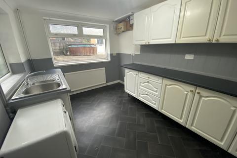 2 bedroom terraced house for sale - Vardre Road, Clydach, Swansea, City And County of Swansea.