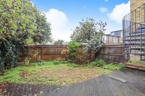 38 Croftongate Way, London, SE4 2DL