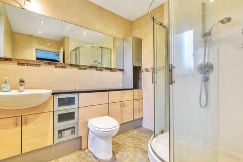 38 Croftongate Way, London, SE4 2DL