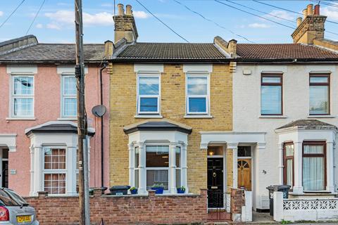 37 Pearcroft Road, London, E11 4DP