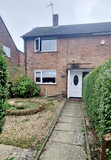 2 bedroom semi-detached house to rent - Cecil Drive, Corby NN18