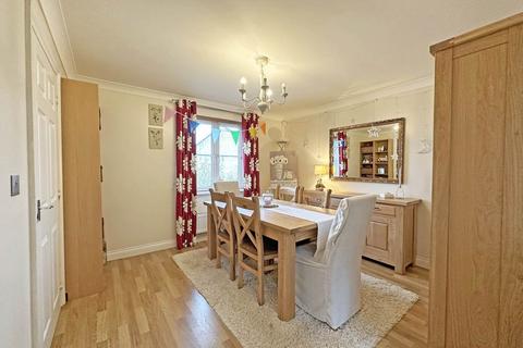 150 Treffry Road, Truro, TR1 1WE