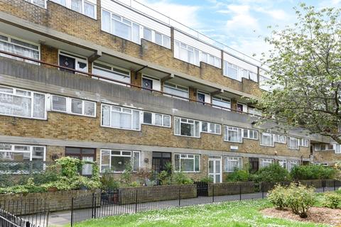 2 bedroom flat to rent - Yarnfield Square Peckham SE15