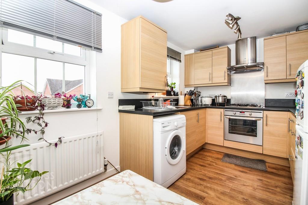Nightingale Mews, Queens Hill, Costessey 2 bed flat for sale £160,000
