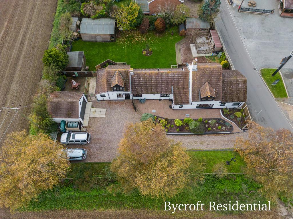 High Road, Burgh Castle 4 bed detached house for sale £530,000