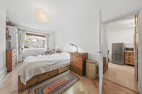 2 bedroom apartment to rent, Elgin Crescent, Notting  Hill, W11