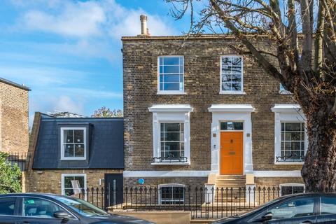 4 bedroom terraced house to rent, Ardleigh Road, London, N1