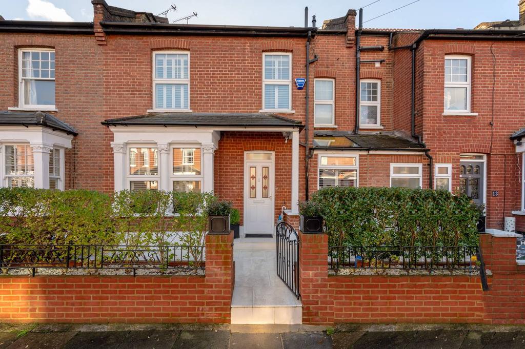 Orchard Road, Twickenham, TW1 4 bed house for sale £1,350,000