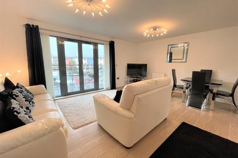 2 bedroom apartment for sale - St Margarets Court, Maritime Quarter, Swansea, SA1