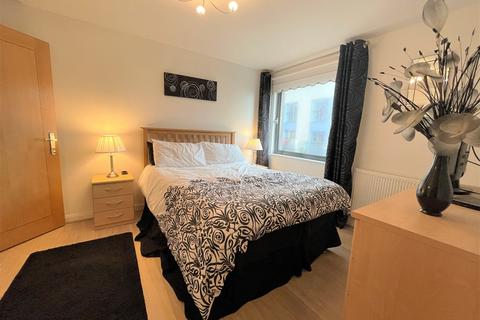 2 bedroom apartment for sale - St Margarets Court, Maritime Quarter, Swansea, SA1