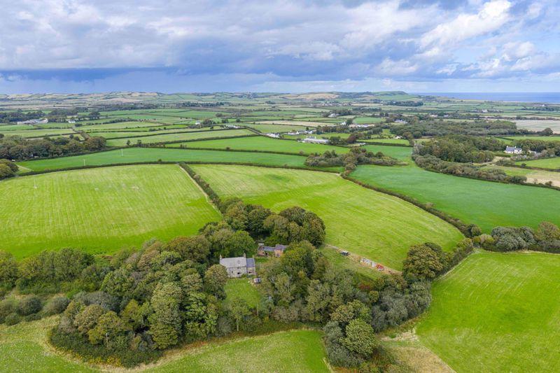 Farm in its setting