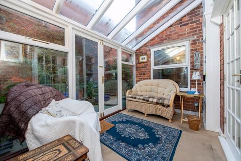 8 Caistor Road, Market Rasen, LN8 3HX