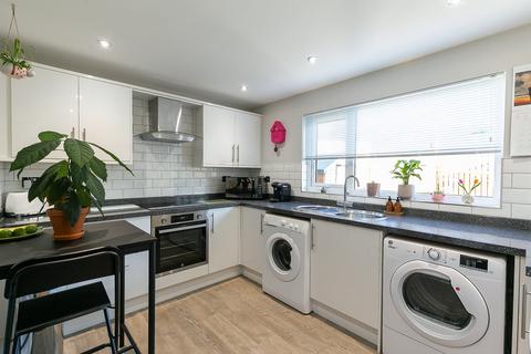71 Oak Place, Mayfield, Dalkeith, EH22 5LY