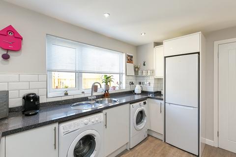 71 Oak Place, Mayfield, Dalkeith, EH22 5LY