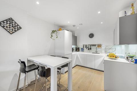 1 bedroom apartment for sale - Collins Building, 2 Wilkinson Close, London, NW2