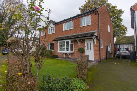 3 bedroom semi-detached house for sale - Riverside Drive, Leicester, LE2