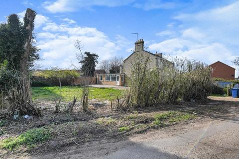 Land for sale - Halfpenny Lane, Wisbech, Cambs, PE13 2SB