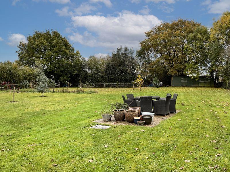 Ikey Lane, Burland, Nantwich, Cheshire 4 bed cottage £550,000