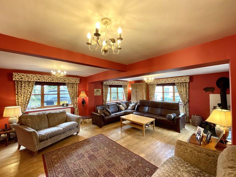 Ikey Lane, Burland, Nantwich, Cheshire 4 bed cottage £550,000
