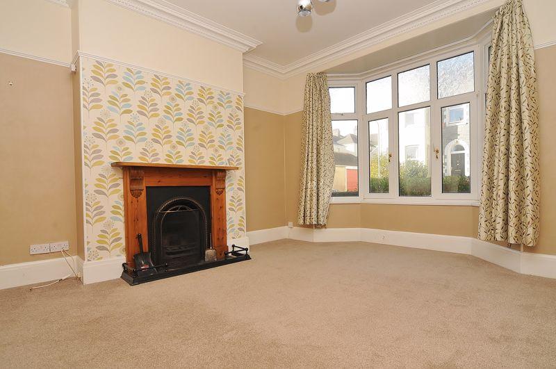 Torr View Avenue, Plymouth. Spacious 4 Bedroom Family Home. 4 bed ...