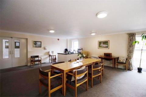 1 bedroom retirement property for sale - Hartington Close, Harrow