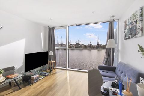 1 bedroom apartment for sale, Western Gateway, London E16