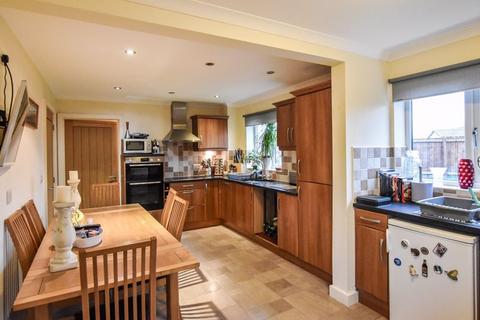 4 bedroom detached house for sale - Woodland Way, Penrith